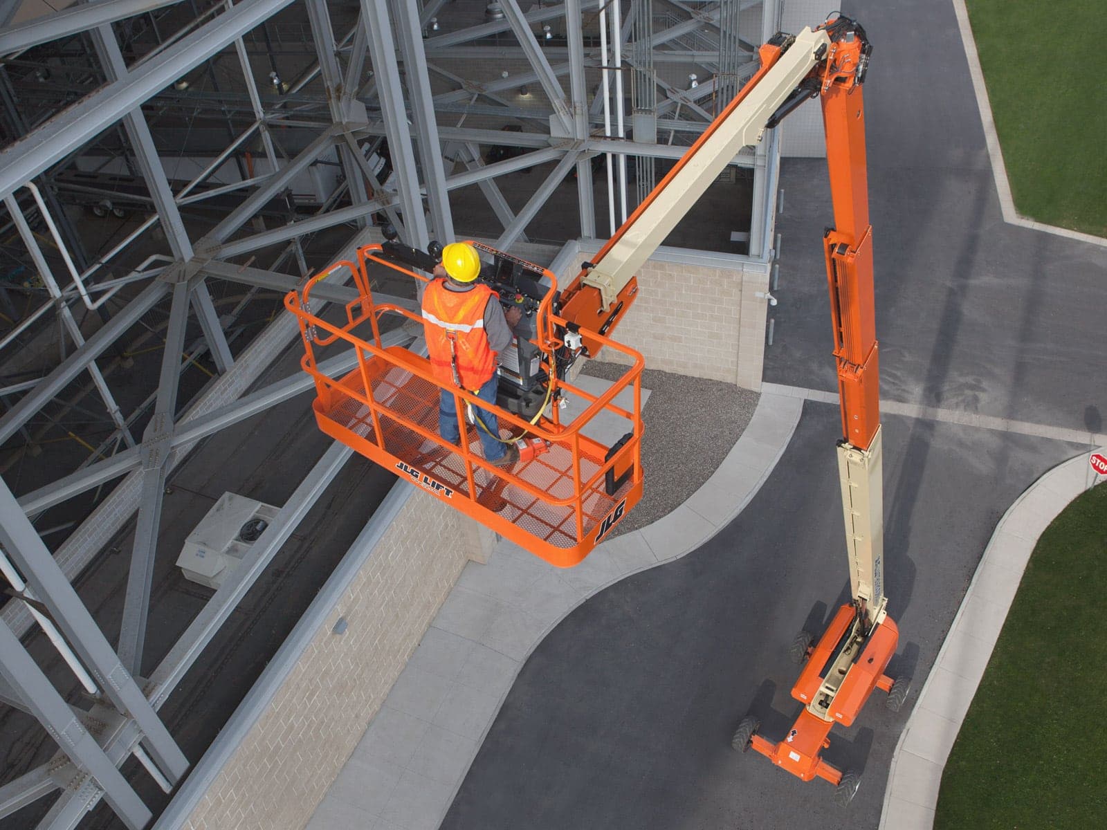 150 ft. Telescopic Boom Lift, Diesel