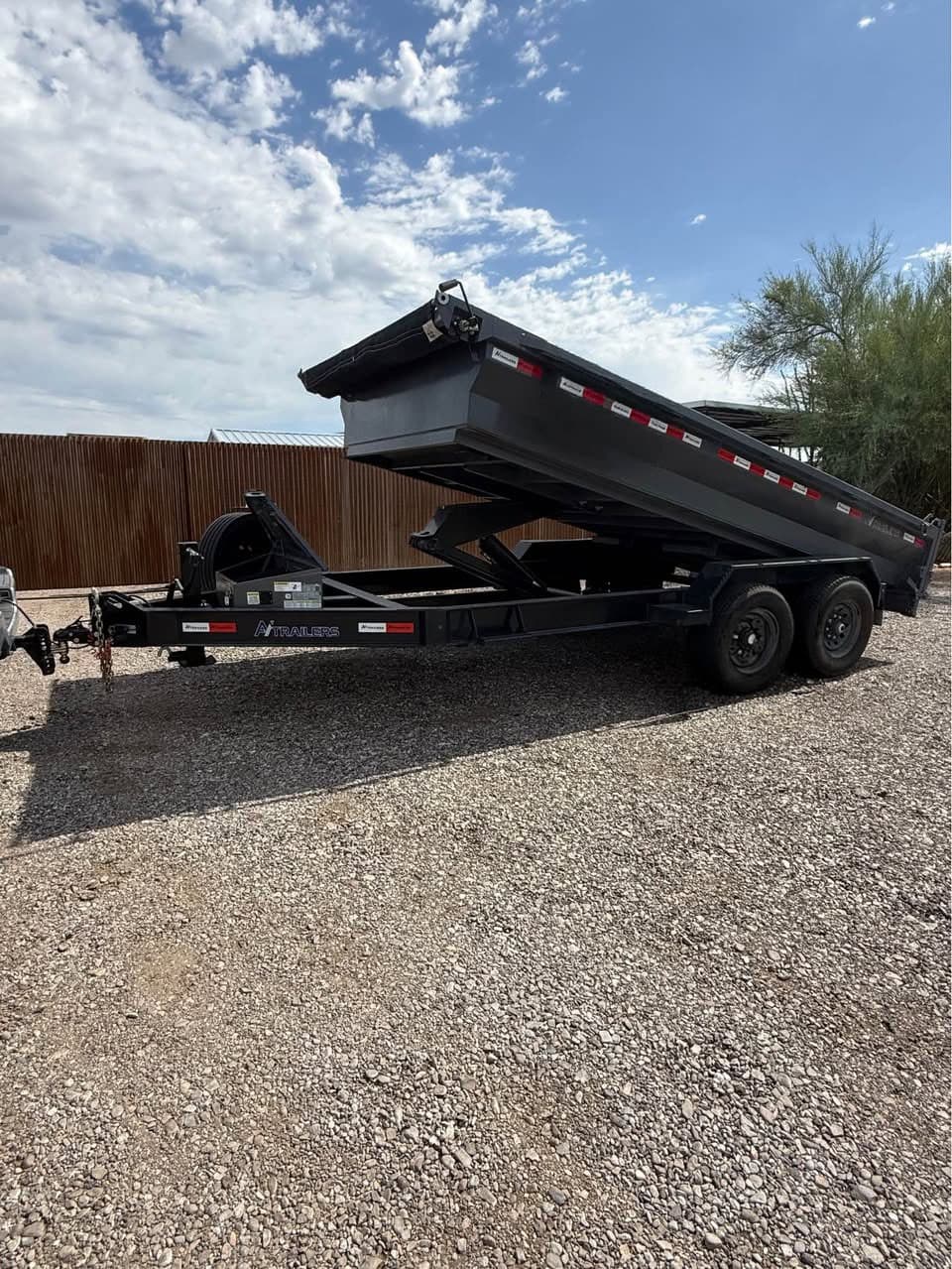 14'x7' Dump Trailer
