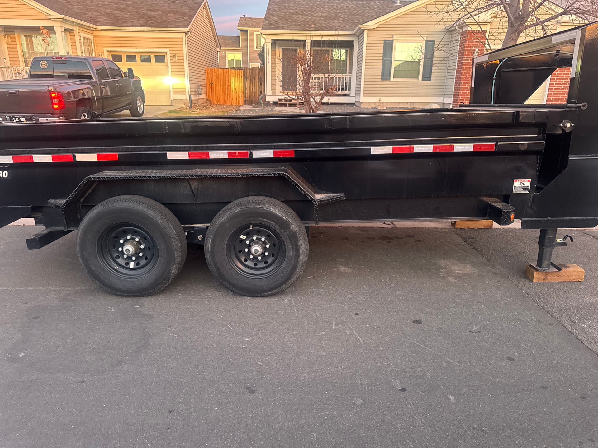 7x14 Gooseneck Dump Trailer