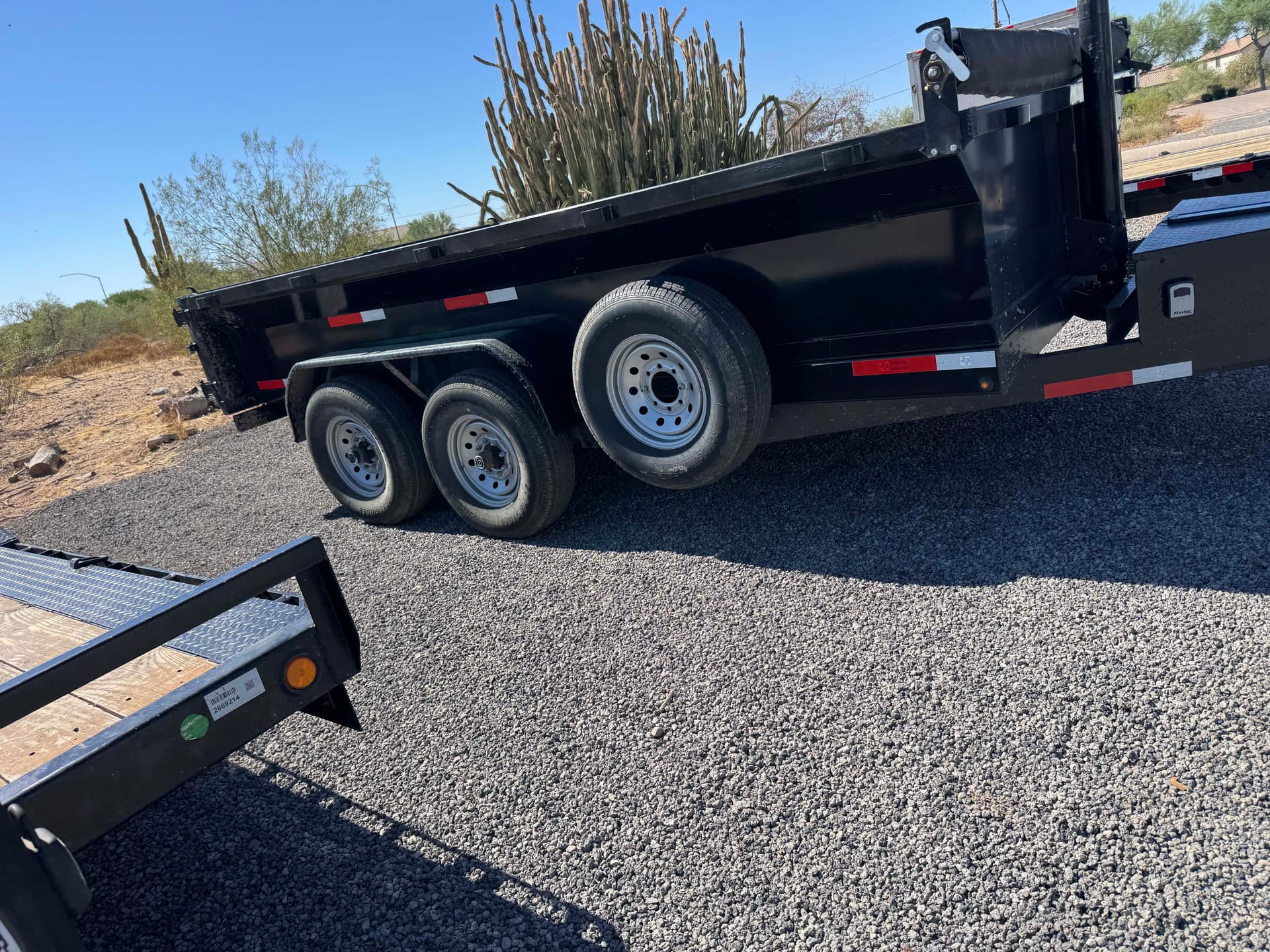 82" x 14' Dump Trailer